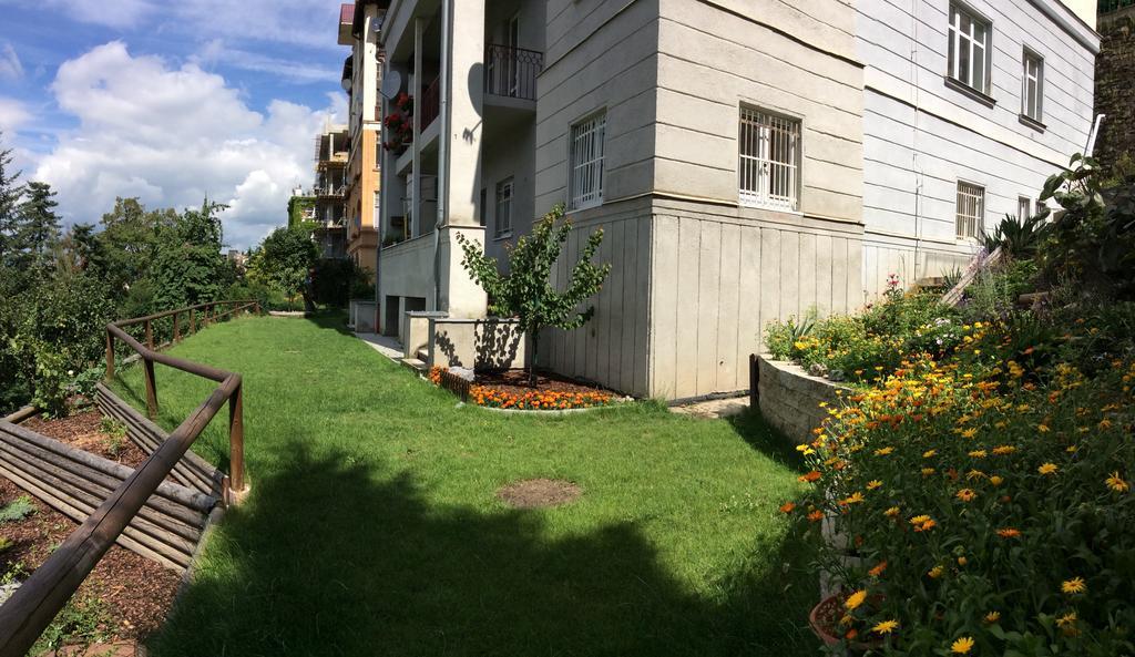 Apartments Vera Karlovy Vary Exterior photo